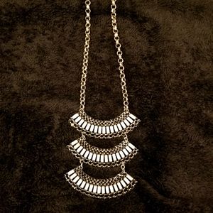 Chico's statement necklace: black/white